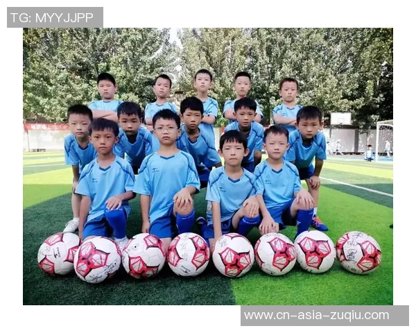 足球的魅力与激情我心中的绿茵梦想与追逐